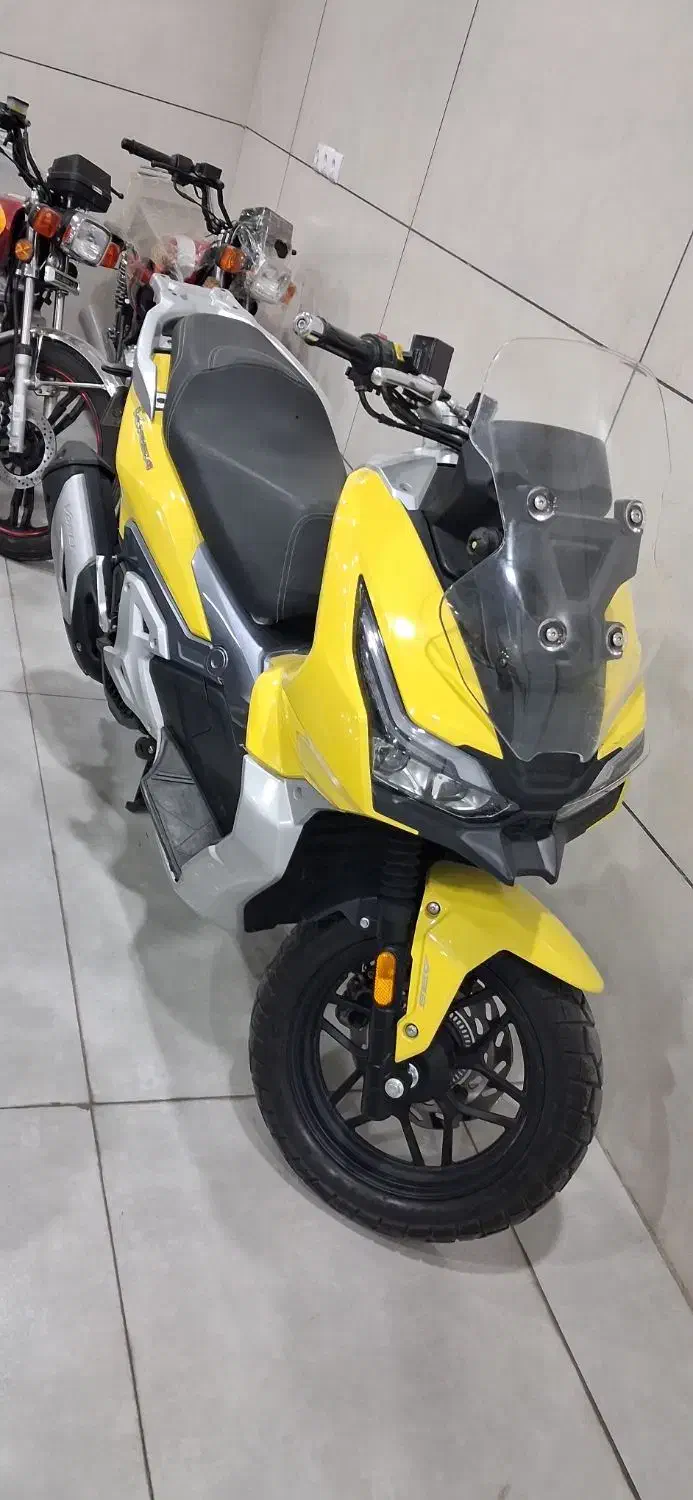 موتور ADV 150|موتورسیکلت|ساوه, |دیوار