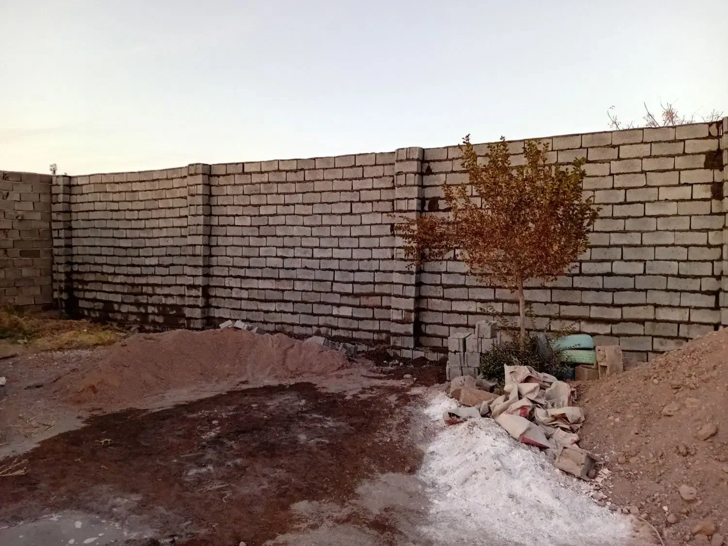 استابنا استانماکار دیوارچینی بلوک چینی سیمان کاری|خدمات پیشه و مهارت|رفسنجان, |دیوار