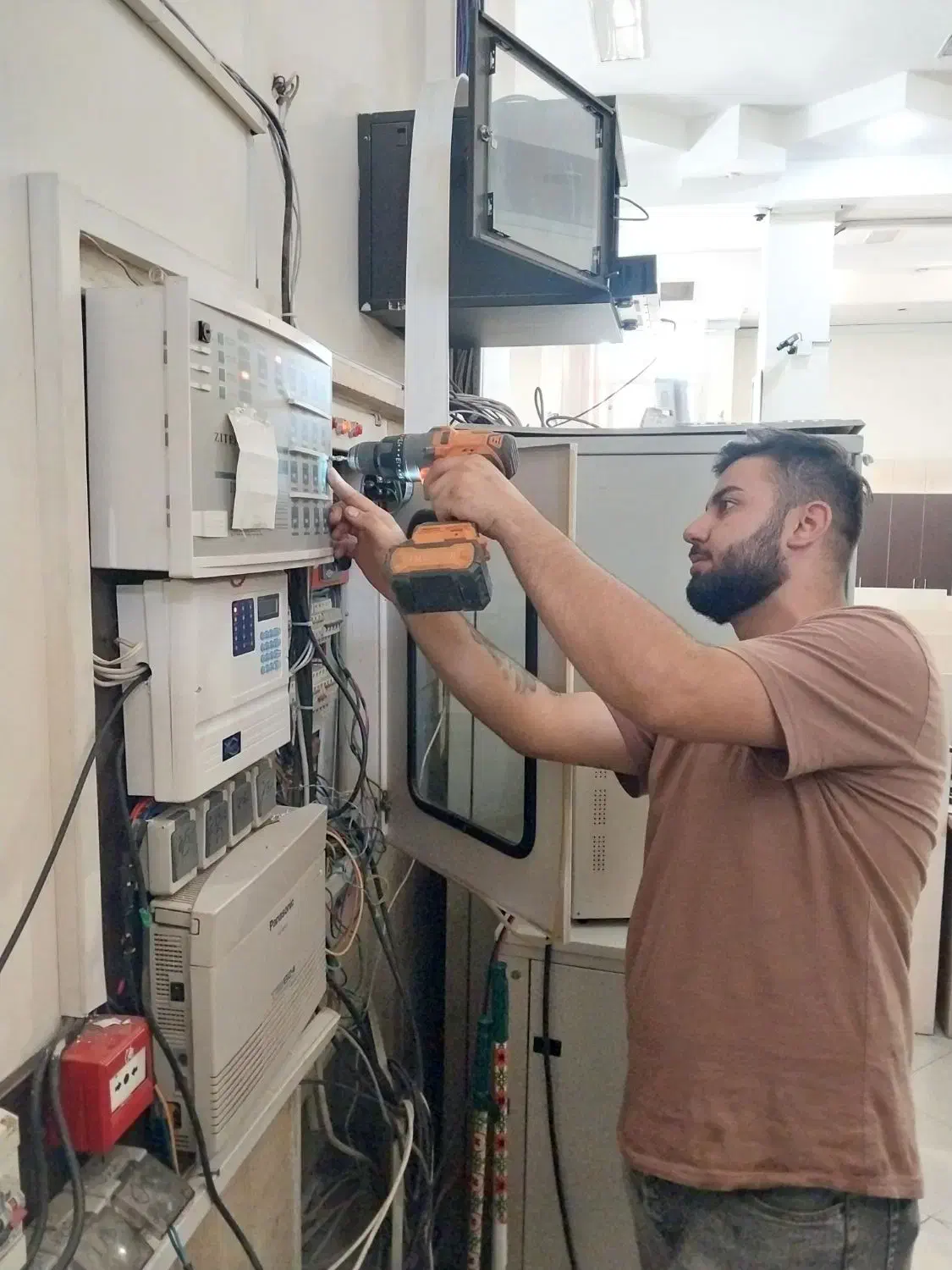 برقکاری ساختمان صنعت دوربیندزدگیرایفون صوتی تصویر|خدمات پیشه و مهارت|پاکدشت, پاکدشت (مامازند)|دیوار