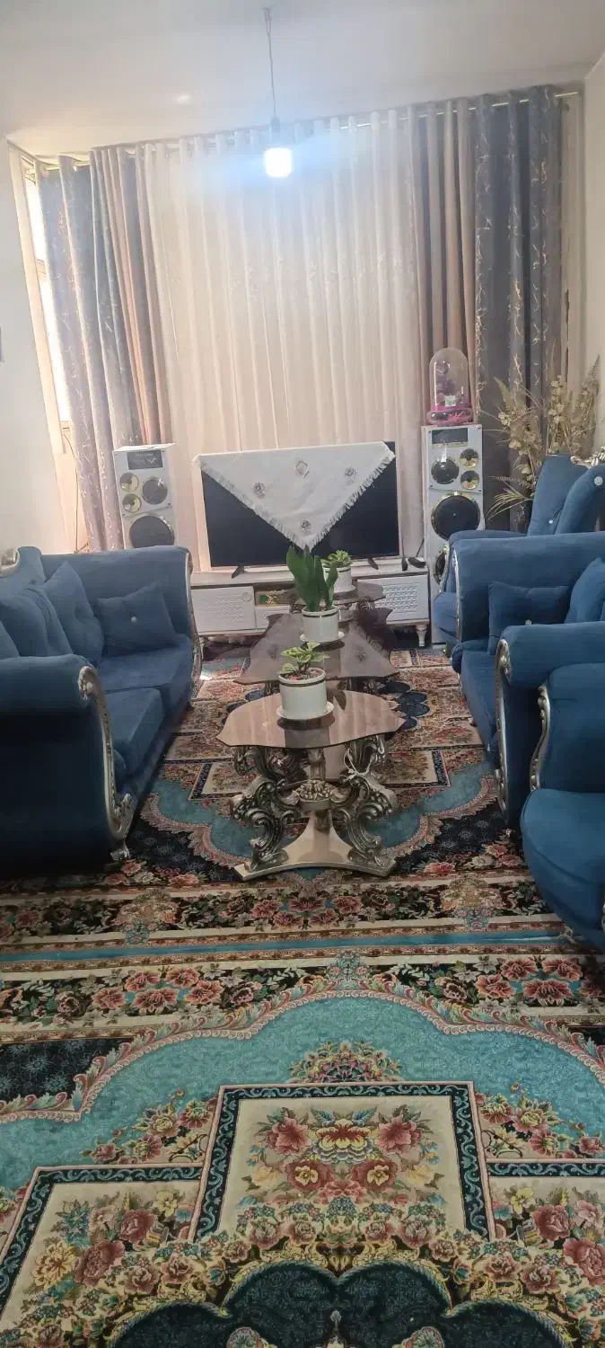 مبلمان و میز ناهار خوری|مبلمان خانگی و میز عسلی|اصفهان, ارزنان|دیوار