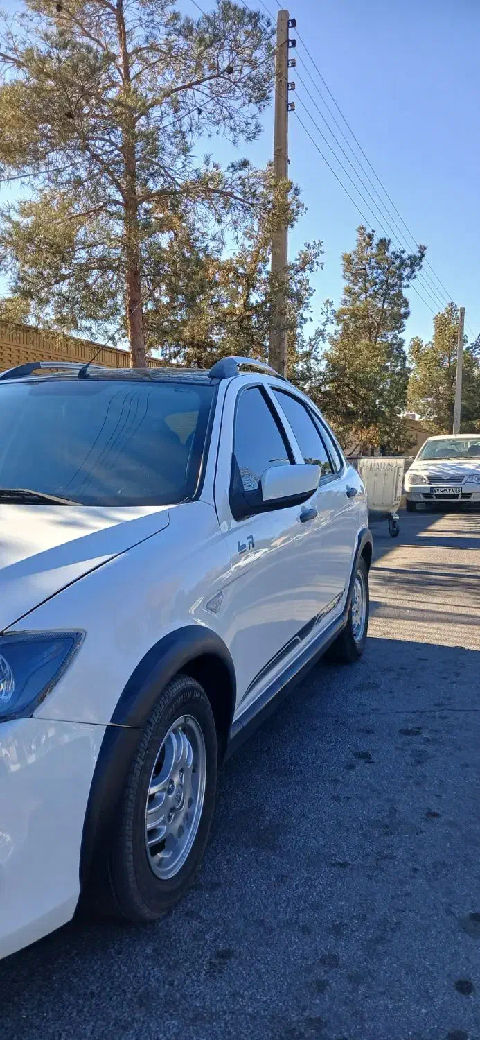 کوئیک آره ۱۴۰۰|خودرو سواری و وانت|دامغان, |دیوار