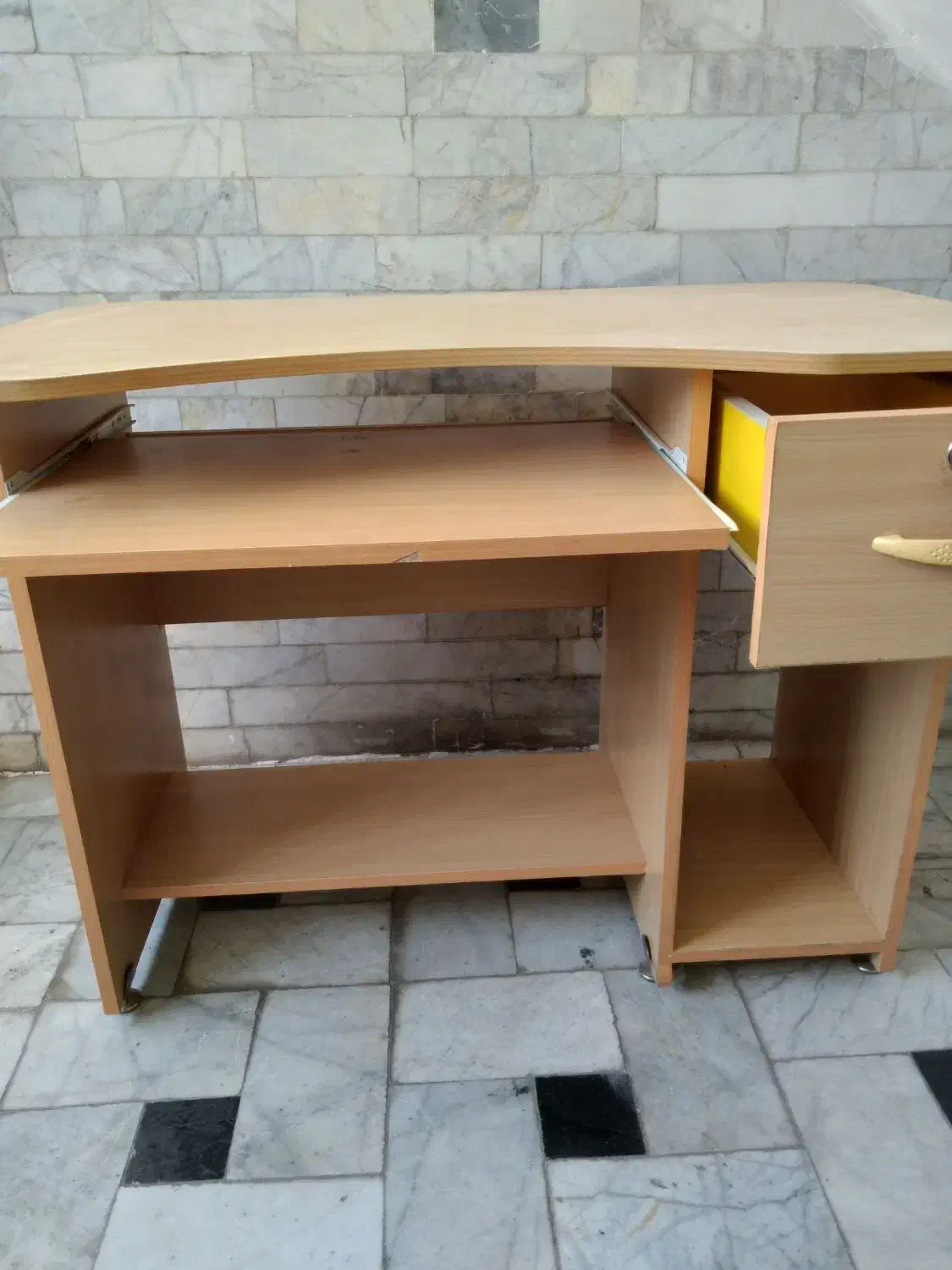 میز کامپیوتر|میز تحریر و کامپیوتر|بیرجند, |دیوار