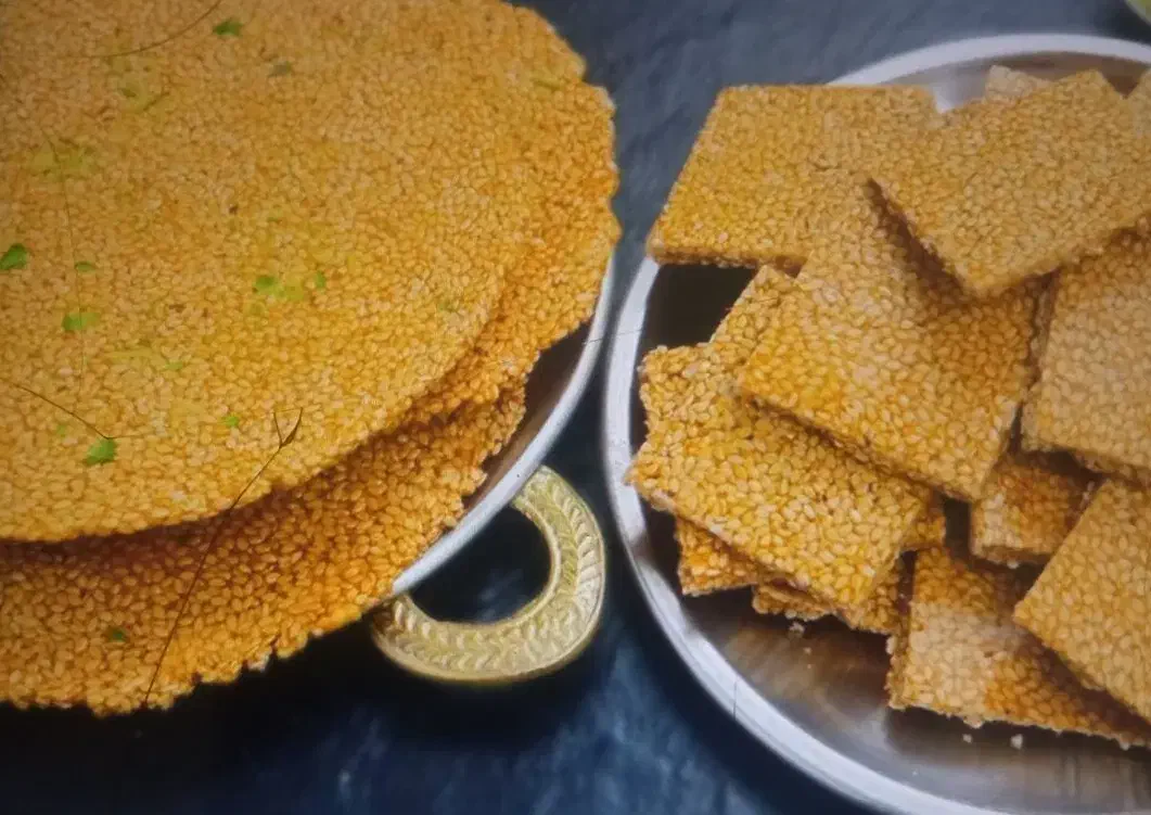 سوهان کنجدی|خوردنی و آشامیدنی|تفت, |دیوار