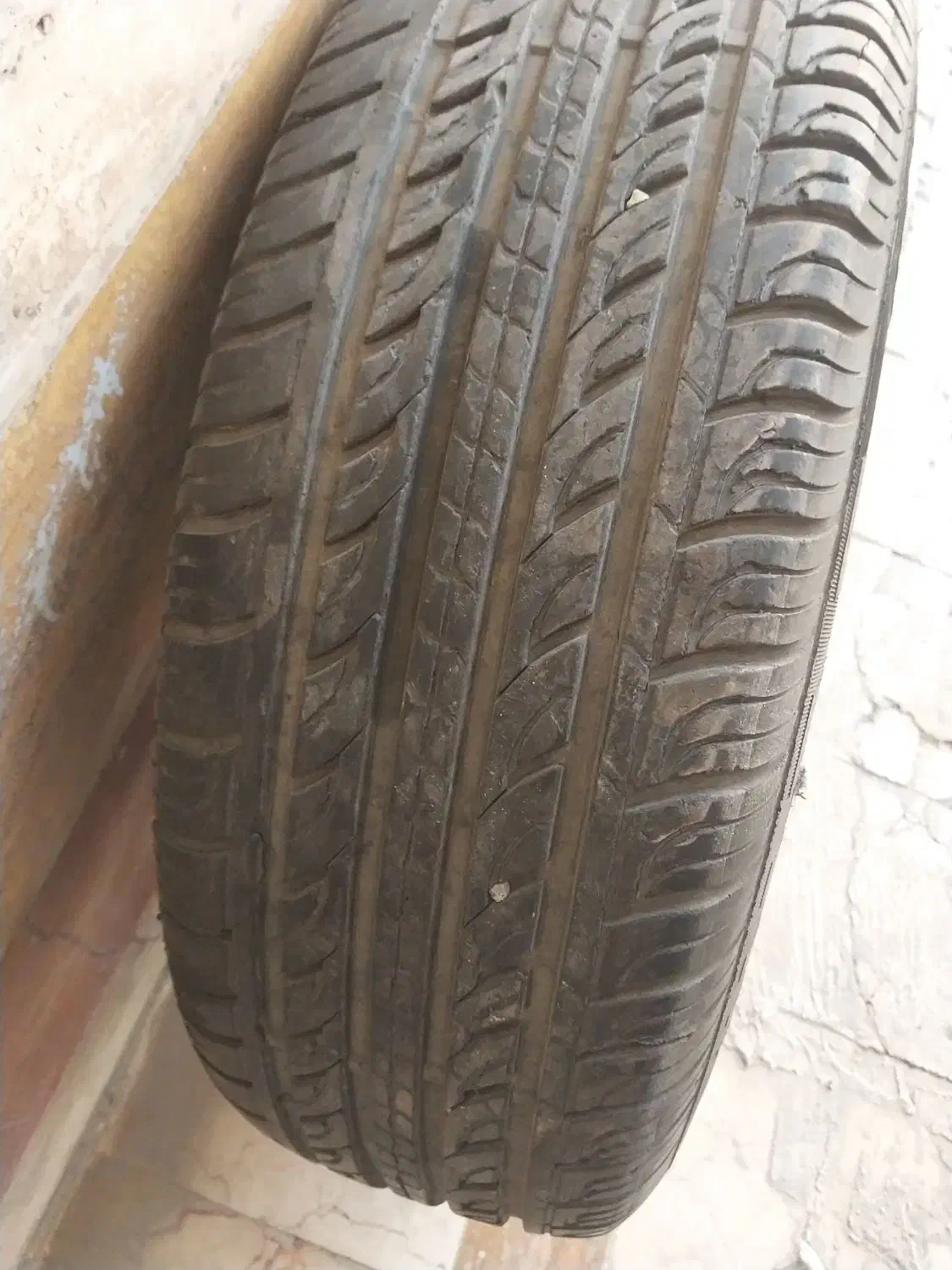 یک حلقه رینگ لاستیک 14|قطعات یدکی و لوازم جانبی|قرچک, شهرک الحدید|دیوار