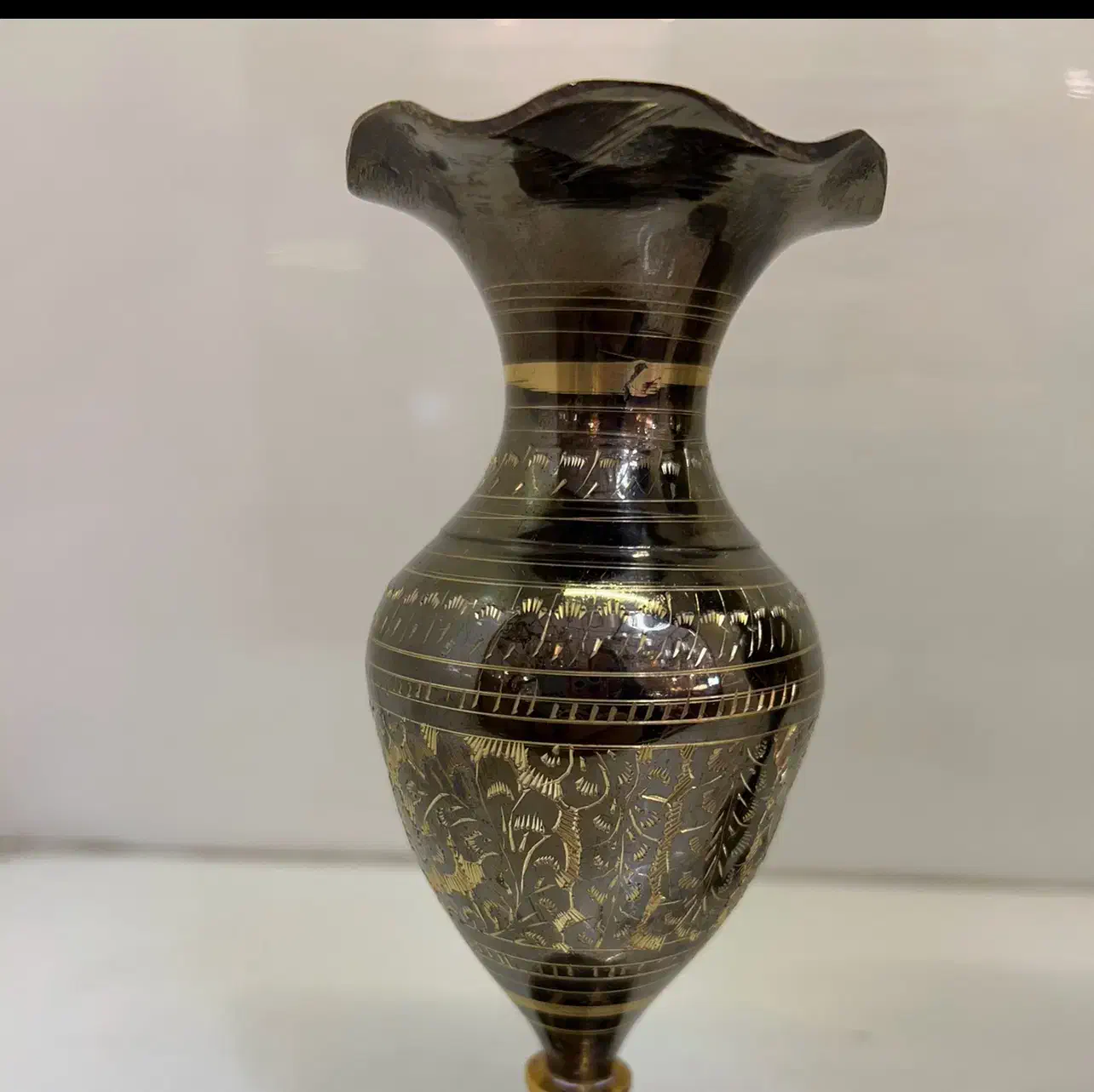 گلدان برنجی هندی سیاه قلم|صنایع دستی و سایر لوازم تزئینی|ملایر, |دیوار