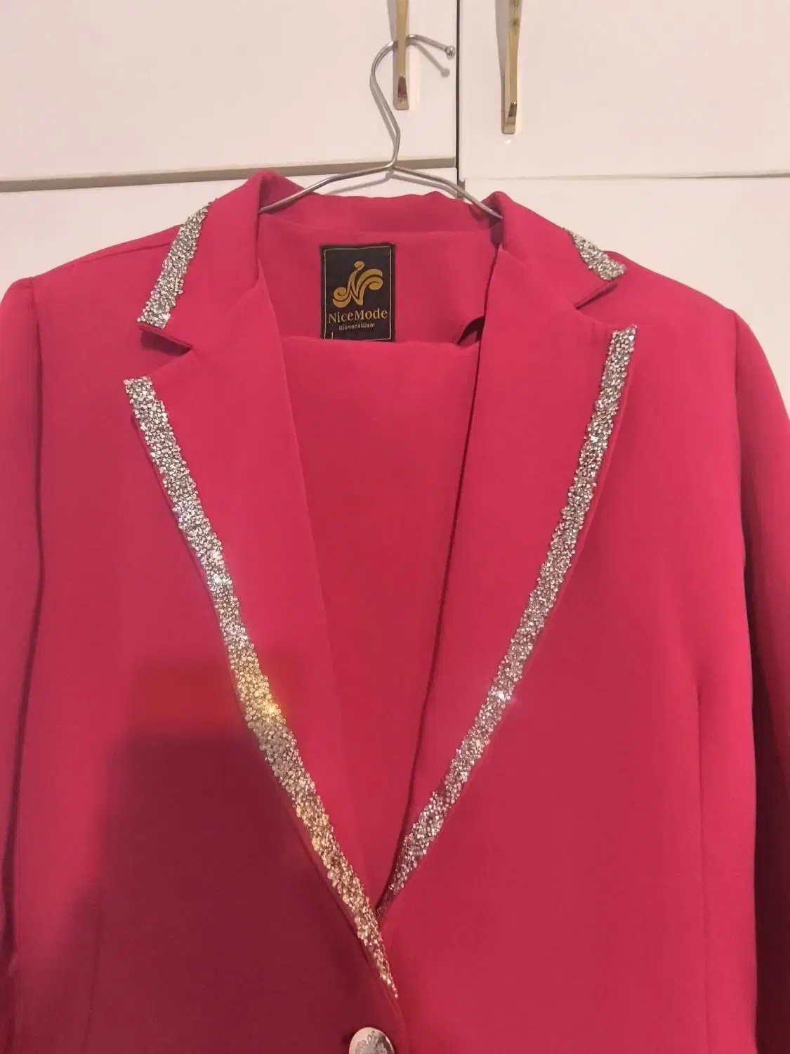 مانتو و پالتو|لباس|شیراز, دکتر حسابی|دیوار