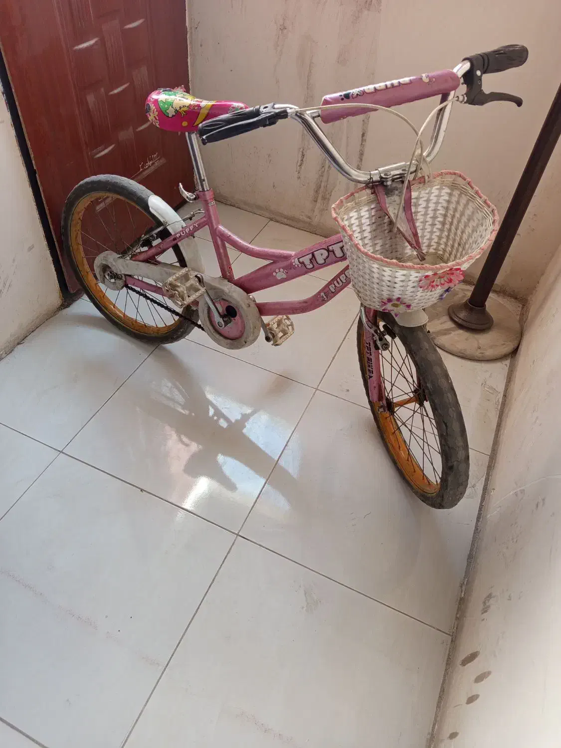 دوچرخه دخترانه با لاستیک توپر|دوچرخه، اسکیت، اسکوتر|مشهد, مهدی آباد (بلوار توس)|دیوار