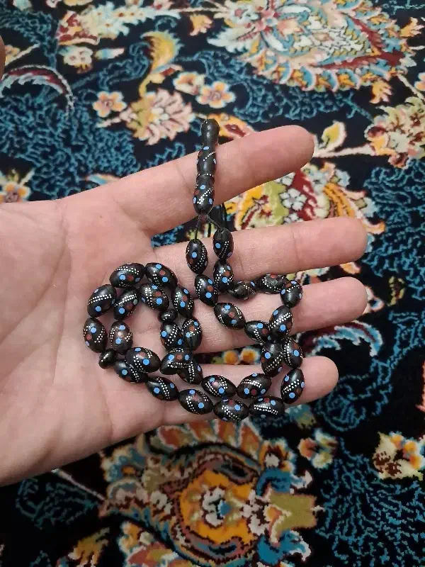 تسبیح یثر|کلکسیون اشیاء عتیقه|کرمانشاه, |دیوار