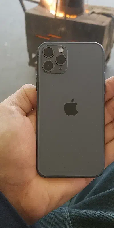آیفون۱۱پرو۲۵۶گیگzaa|موبایل|مشهد, چهارچشمه|دیوار