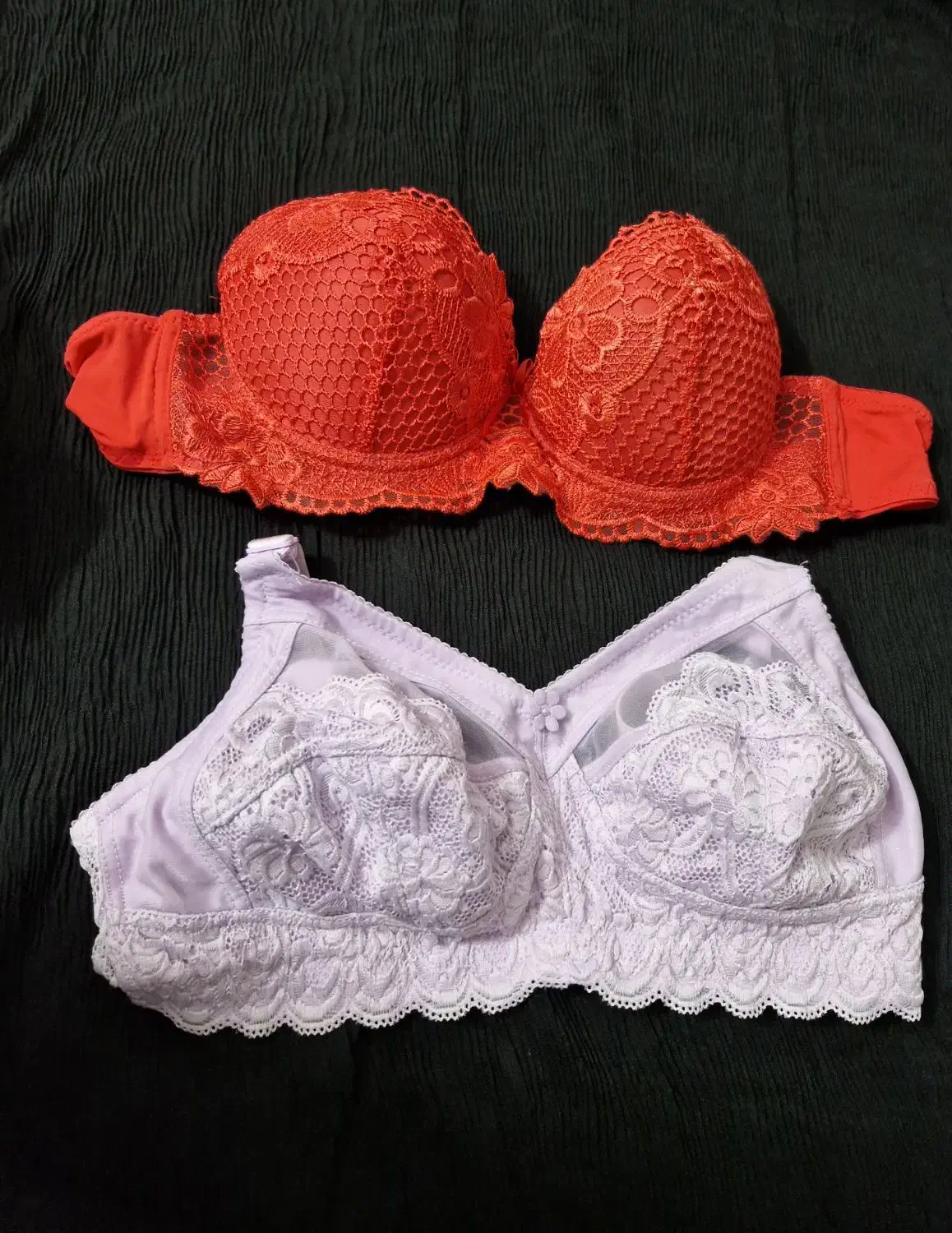 سوتین اسفنجی|لباس|بومهن, |دیوار