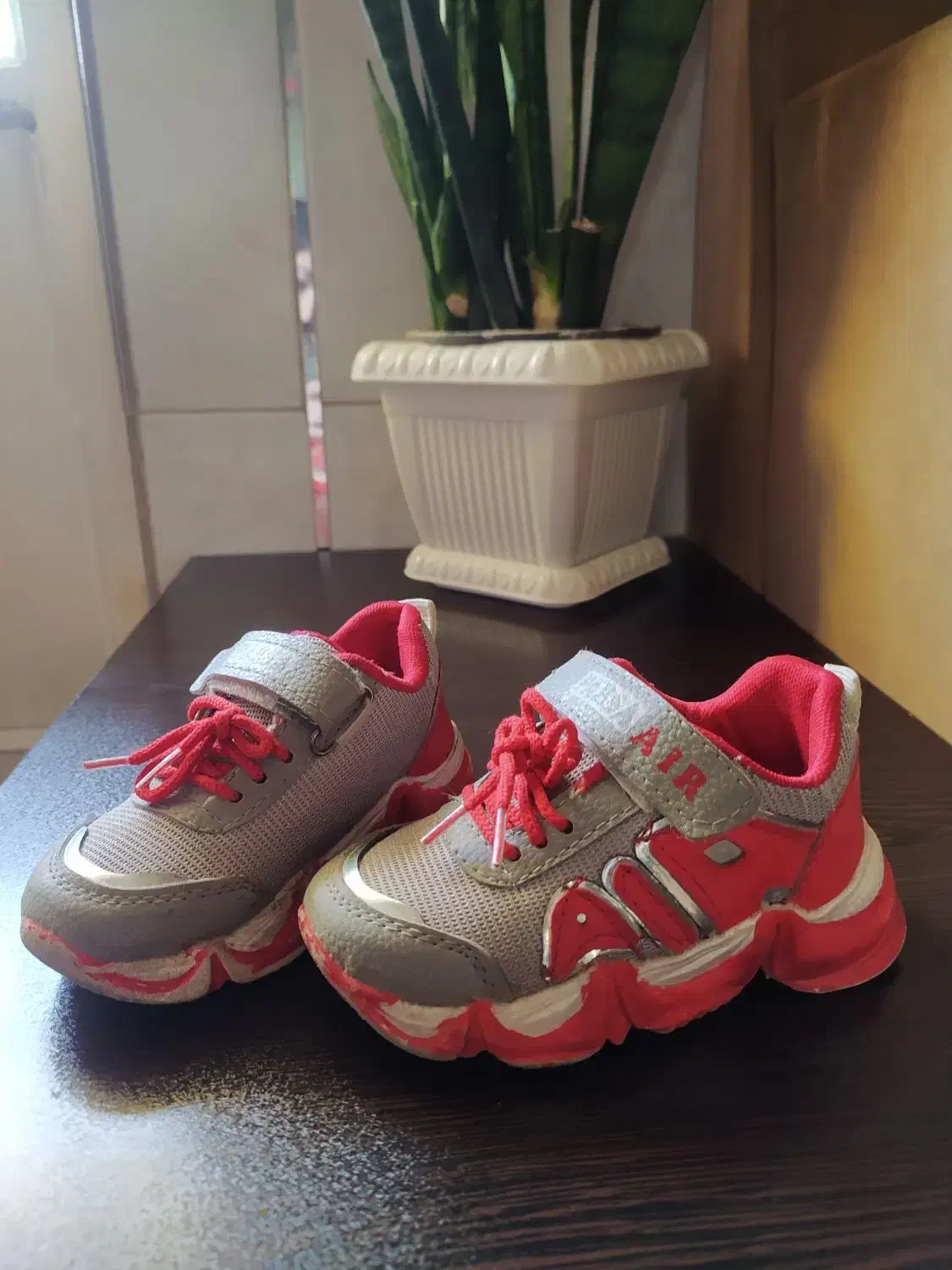 اسپرت ‌بچگونه|کفش و لباس بچه|شیروان (لرستان), |دیوار