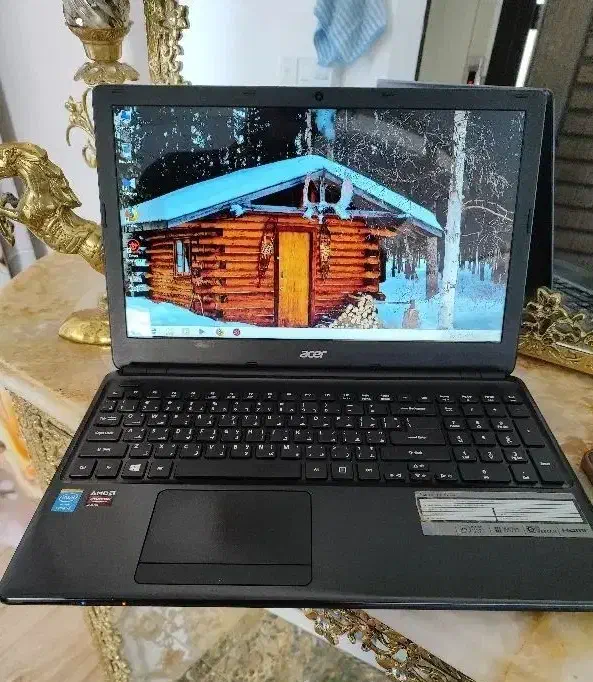 لپتاپ Acer بسیار خوشگل و تمیز با گرافیک مجزا|رایانه همراه|ملایر, |دیوار