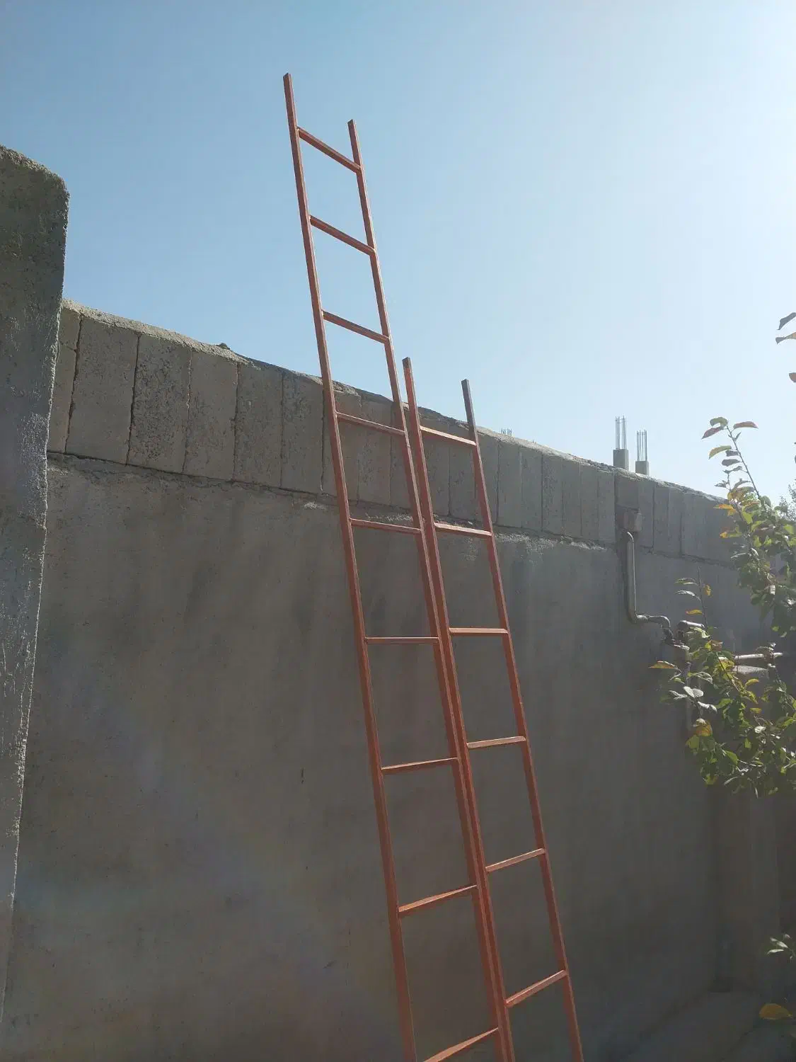 نردبان|مصالح و تجهیزات ساختمان|میاندوآب, |دیوار