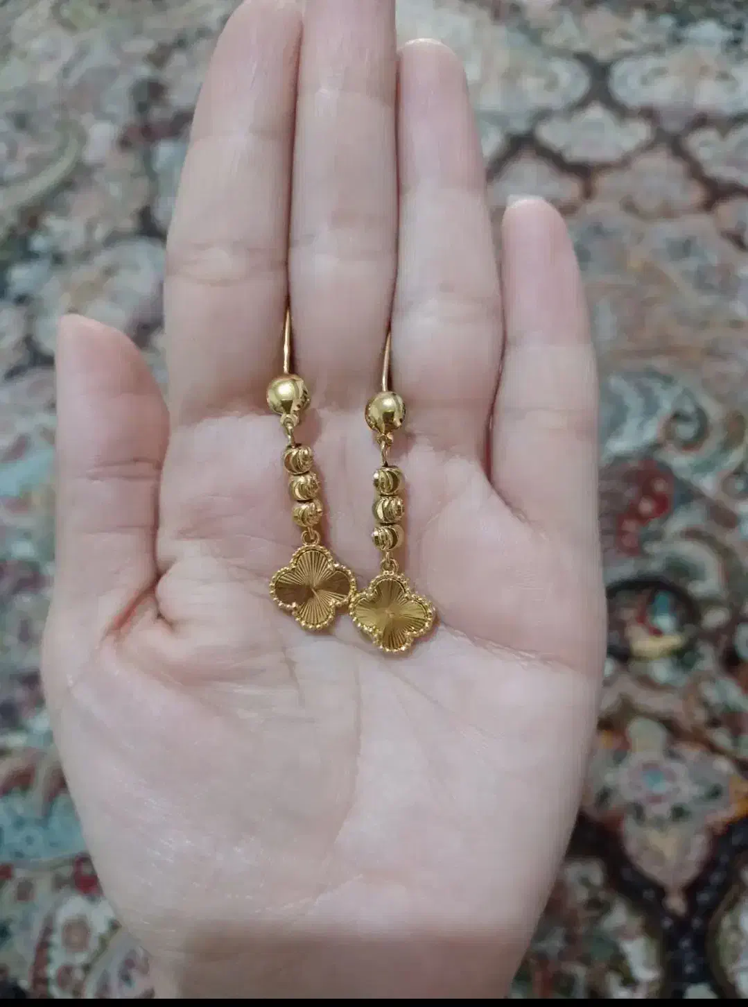 گوشواره ونکلیف|بدلیجات|قرچک, زیبا شهر|دیوار