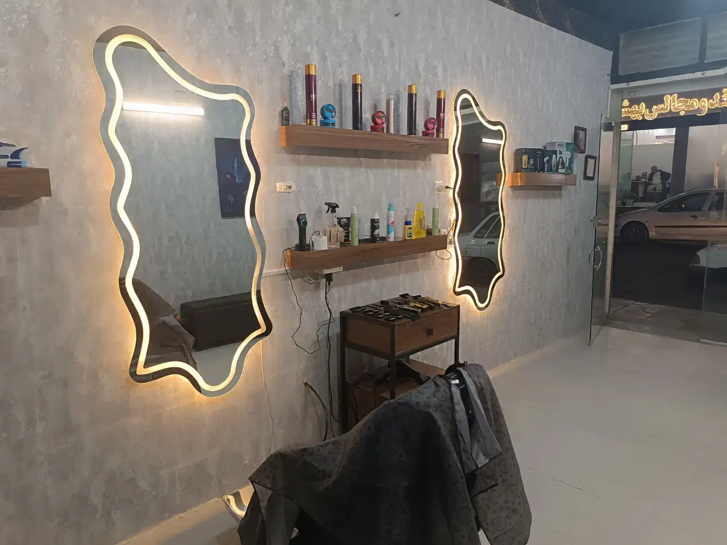 فروش فوری دکور ارایشگاهی|آرایشگاه و سالنهای زیبایی|ری, دولتآباد|دیوار