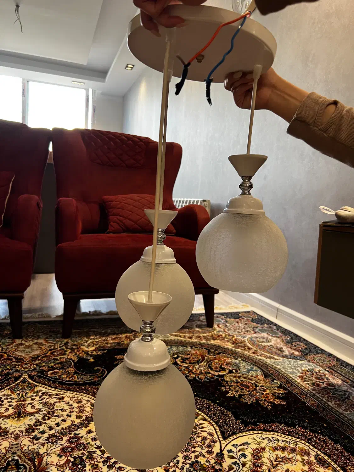 لوستر سه شاخه|لوستر و چراغ آویز|کرج, عظیمیه|دیوار