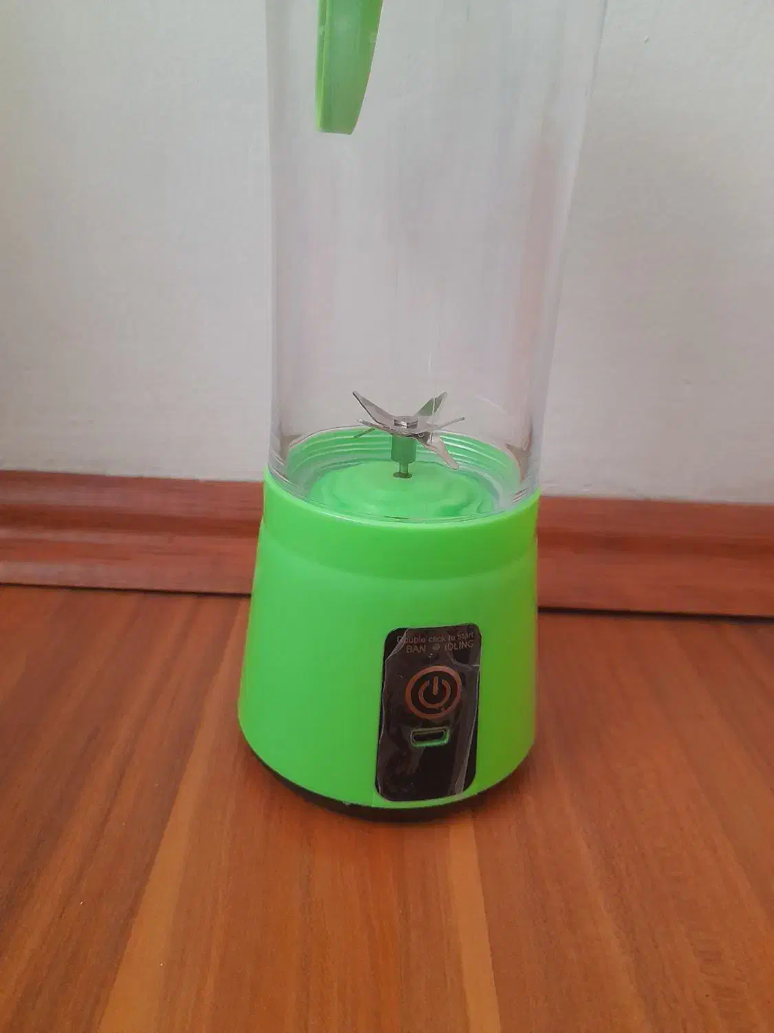 شیکر برقی کاملا نو نو|آبمیوهگیر و آبمرکباتگیر|پرند, فاز ۵|دیوار