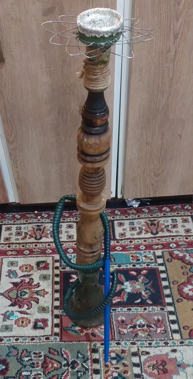 یک قلیون به اضافه یک تنه و تنگ|کلکسیون و سرگرمی|زرند, |دیوار