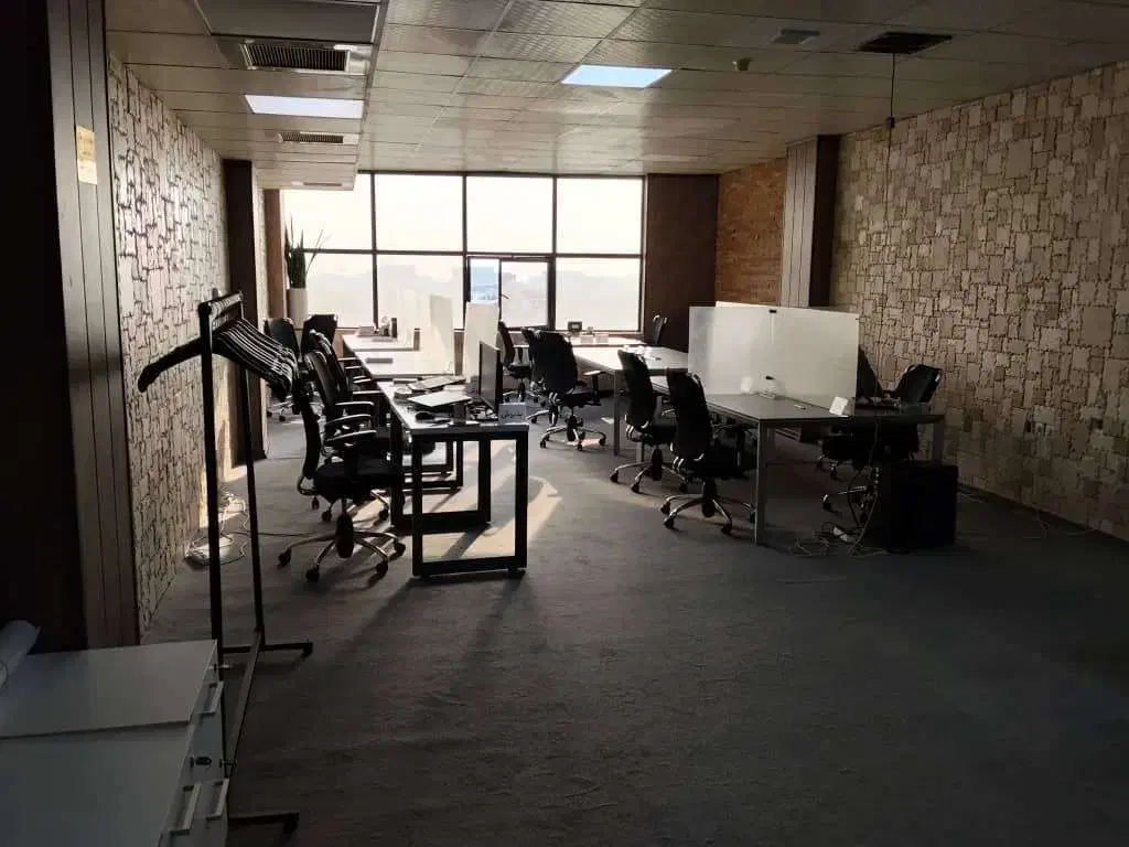 اجاره دفتر کار برای فریلنسر ها در اندیشه کرج|اجارهٔ کوتاه‌مدت دفتر کار و فضای آموزشی|اندیشه, اندیشه فاز ۳|دیوار