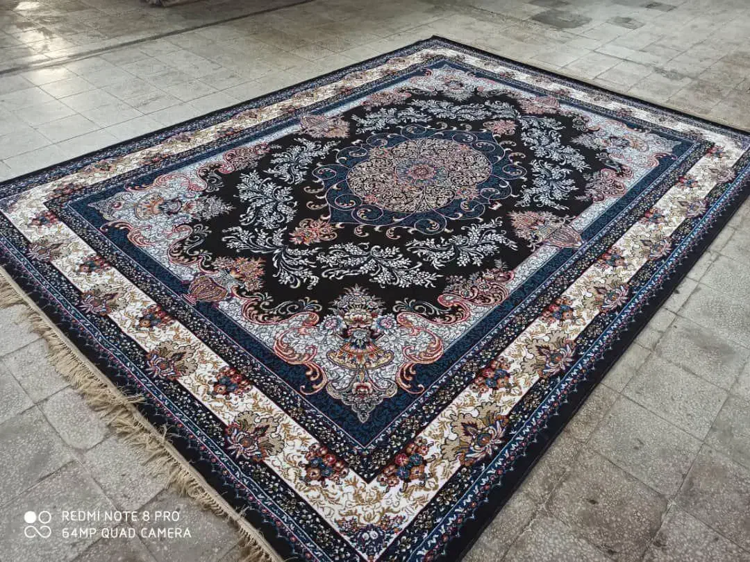 فرش اهورا|فرش|فردیس, فردیس|دیوار