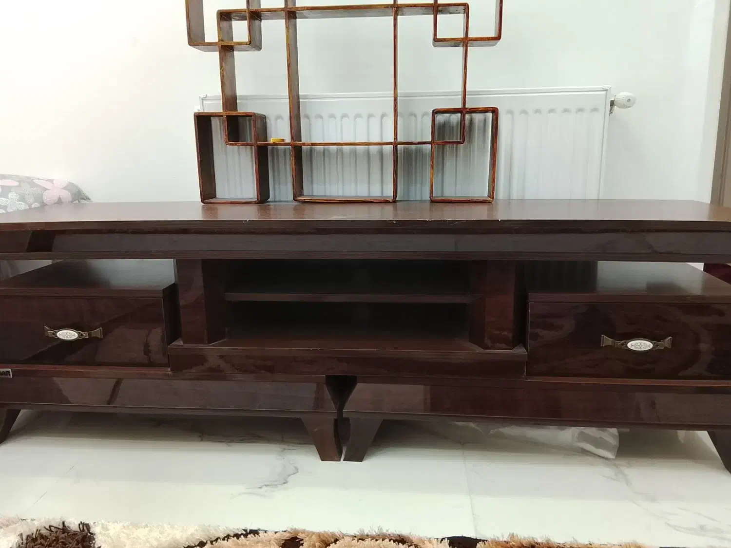 میز تلویزیون دوماه استفاده شدهه فقط|میز تلویزیون|اردبیل, |دیوار