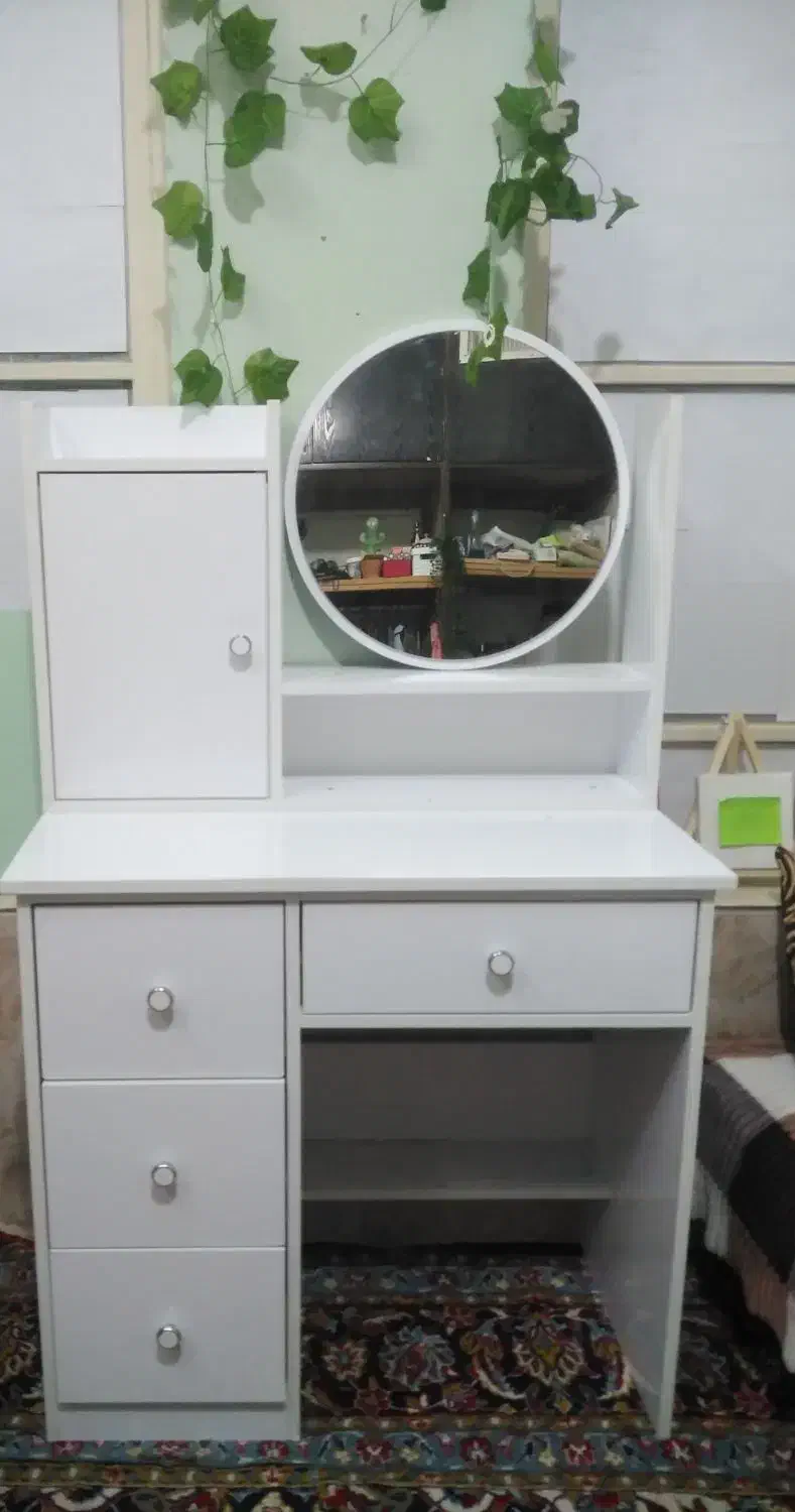 میز آرایش|تخت و سرویس خواب|اشکذر, |دیوار