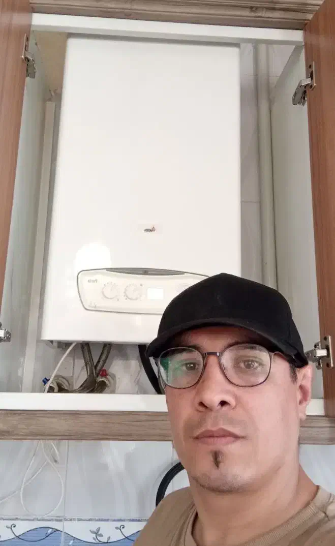 نصب ، سرویس و تعمیرات پکیج و رادیات|خدمات پیشه و مهارت|زنجان, |دیوار