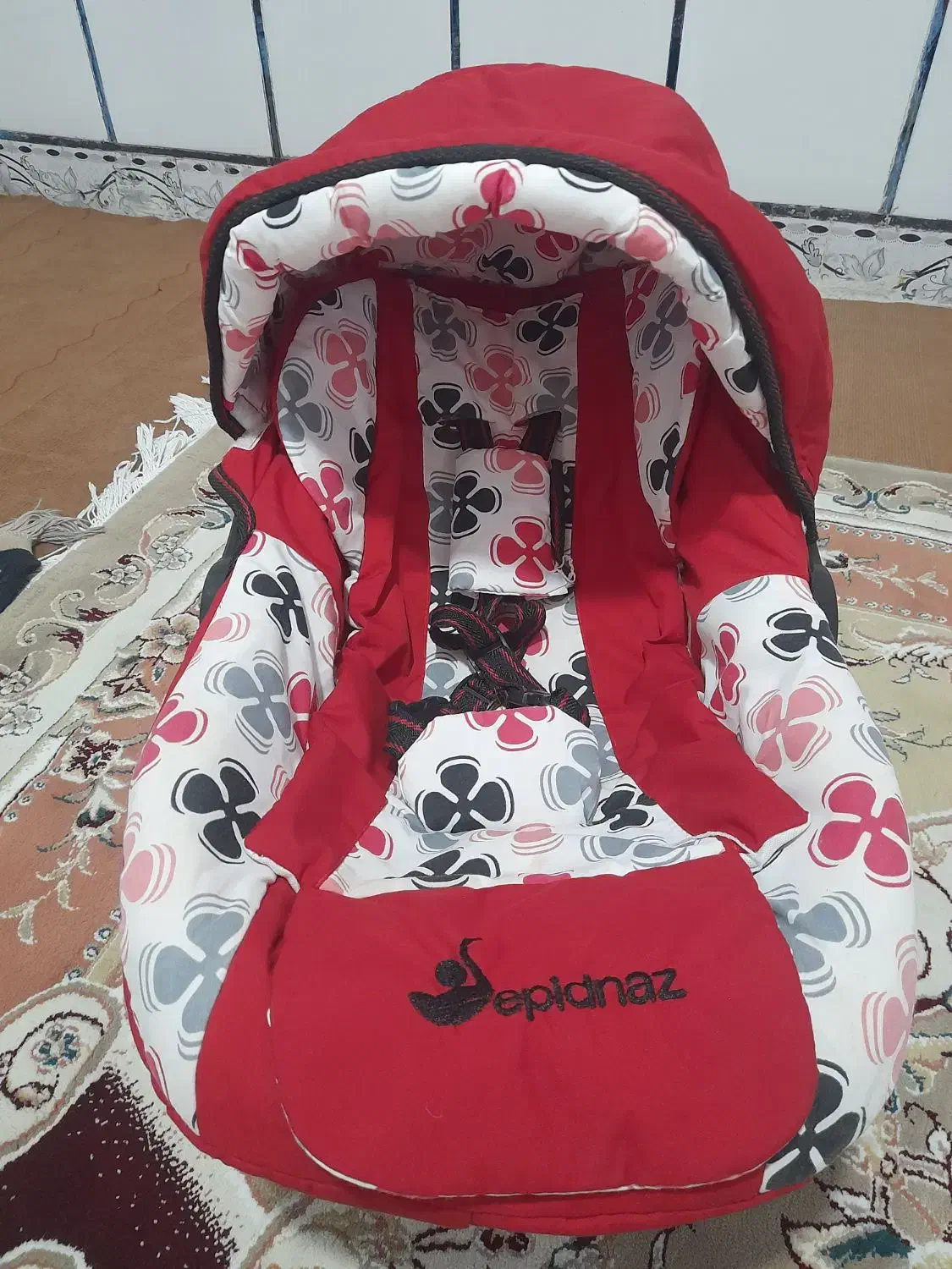 کریر|کالسکه و لوازم جانبی|یاسوج, |دیوار