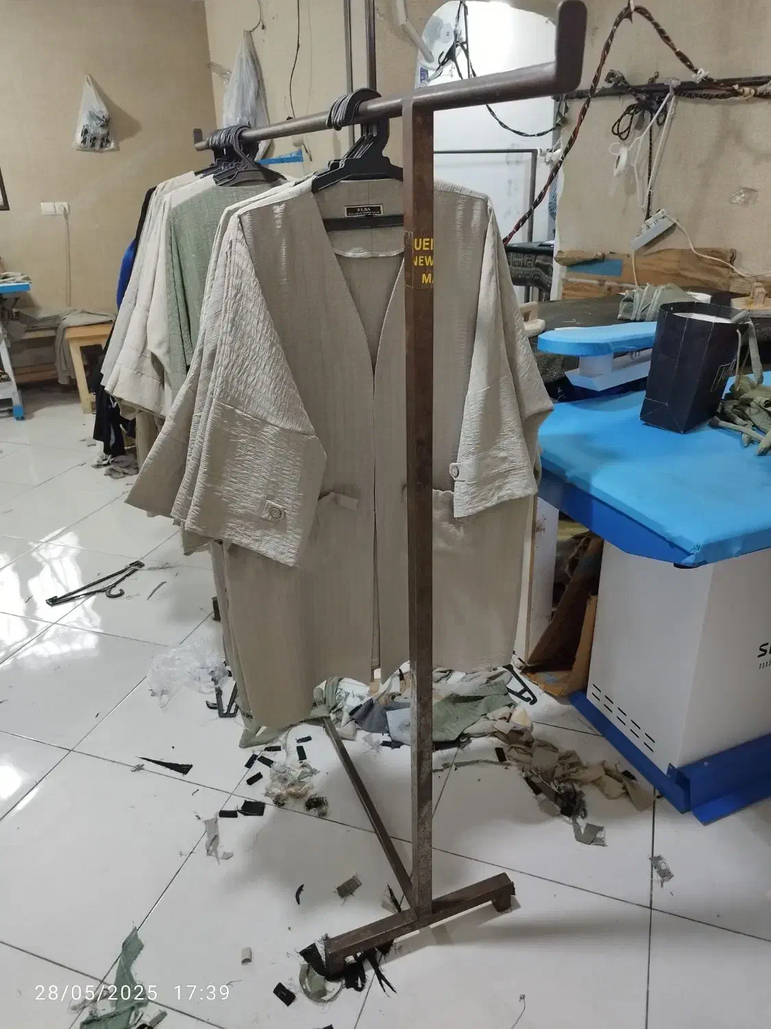 چرخ کار مانتو دوز|استخدام صنعتی، فنی، مهندسی|تهران, والفجر (افسریه)|دیوار