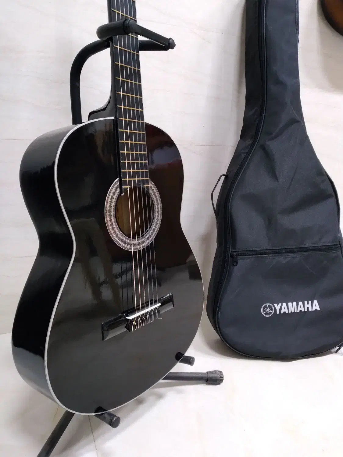 گیتار نو و کارکرد با کیف هدیه|گیتار، بیس، امپلیفایر|بجنورد, |دیوار