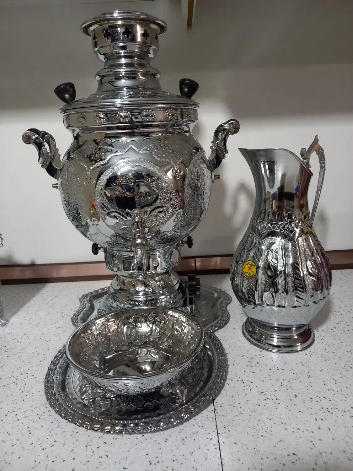 سماور گازی به همراه سرویس آکبند|سماور، چای‌ساز، قهوه‌ساز|ری, شهادت|دیوار