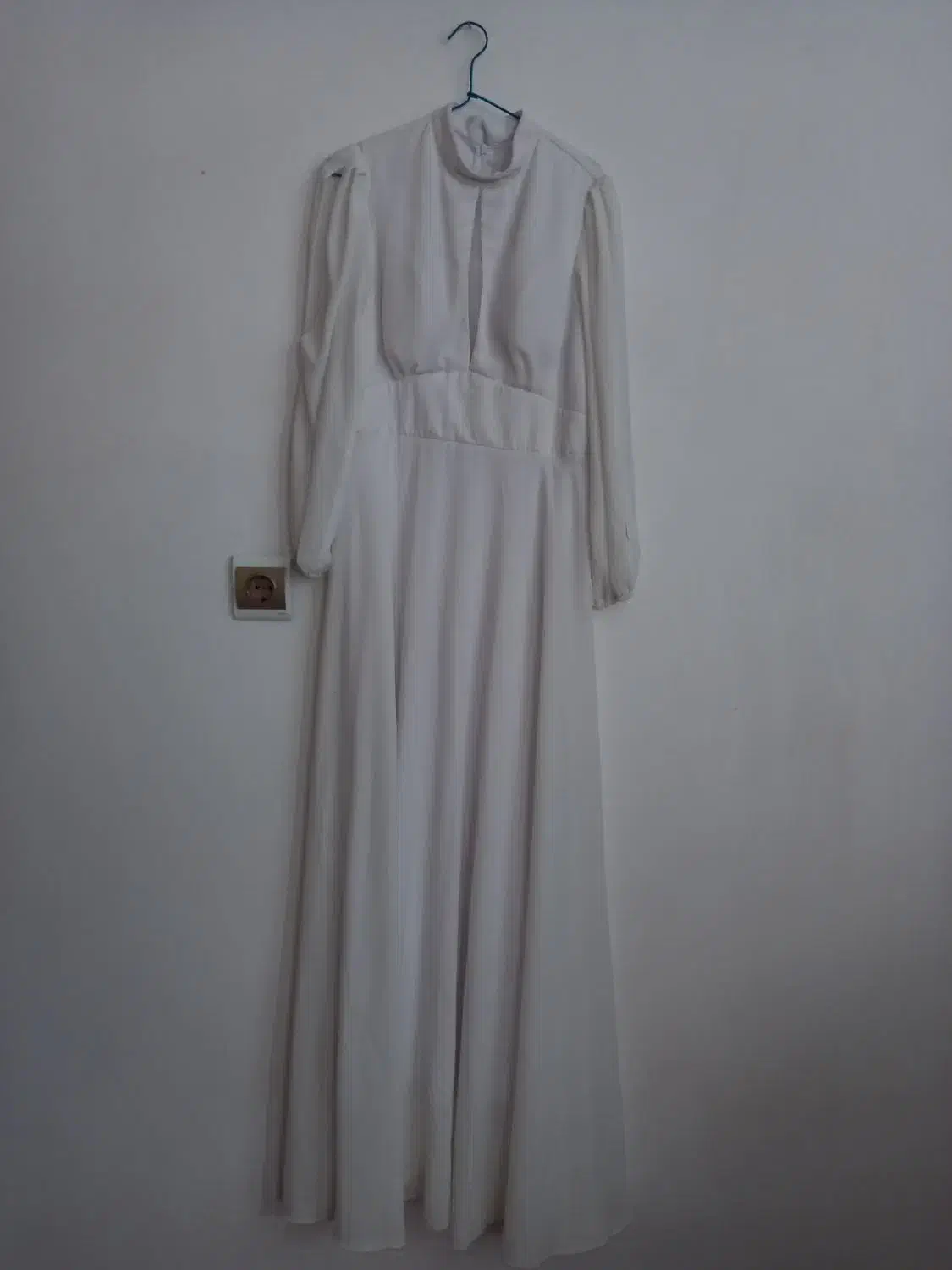 لباس مجلسی|لباس|طارم (زنجان), |دیوار