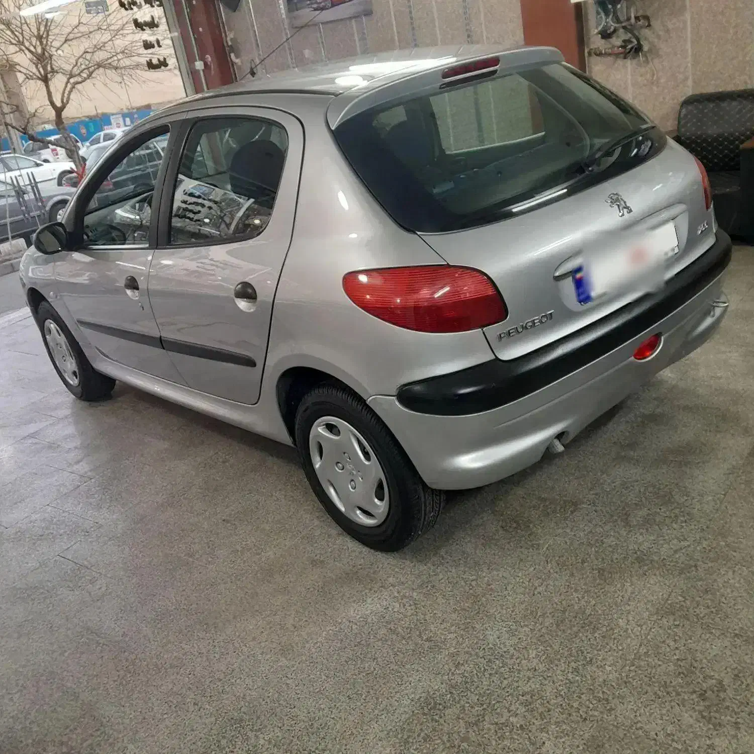 ۲۰۶ فرانسوی کلکسیونی|خودرو سواری و وانت|تهران, نیروی دریایی|دیوار