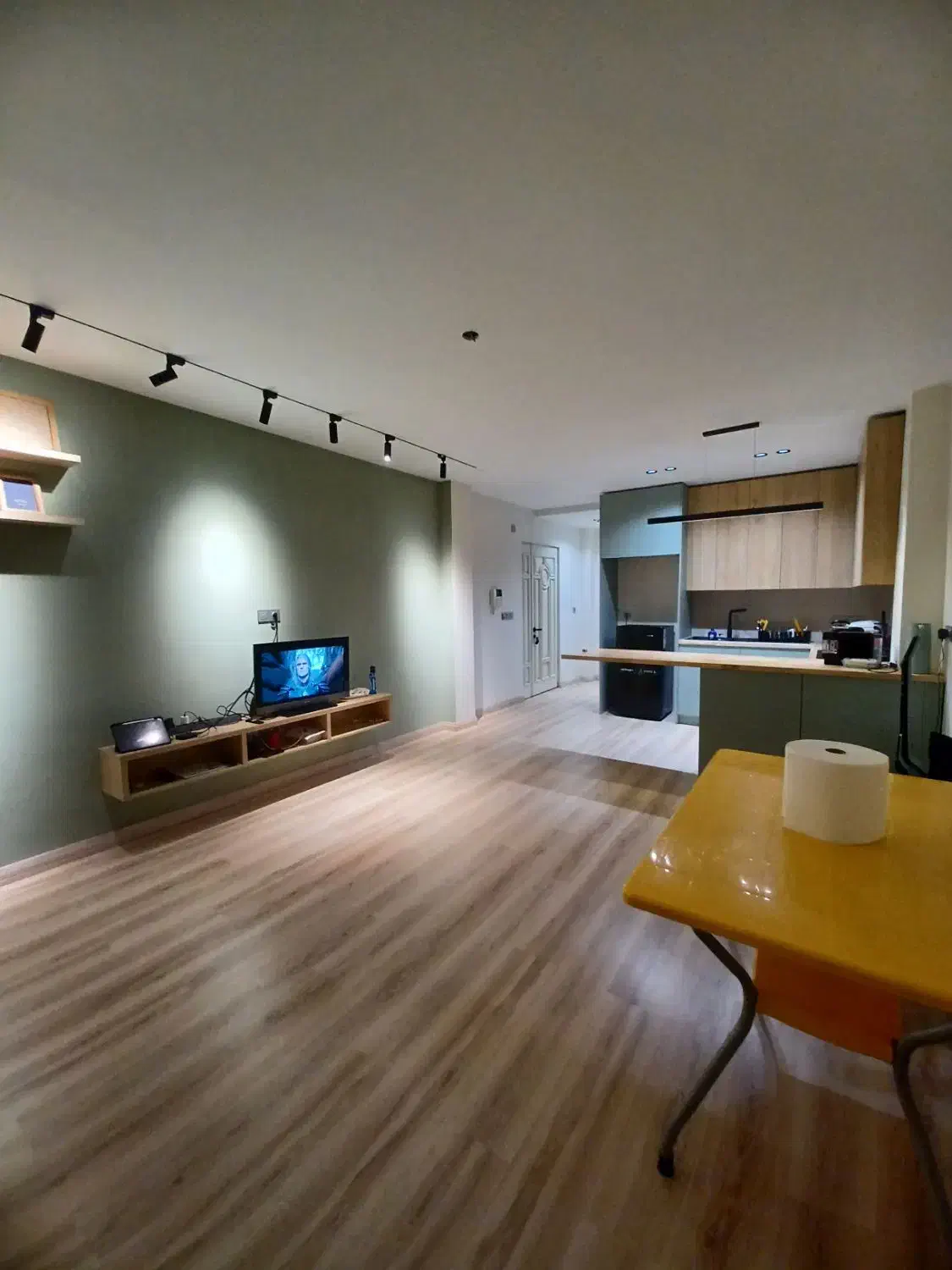 آپارتمان ۷۱ متری بازسازی شده شیک در گلباغ نماز|فروش آپارتمان|رشت, گلباغ نماز|دیوار