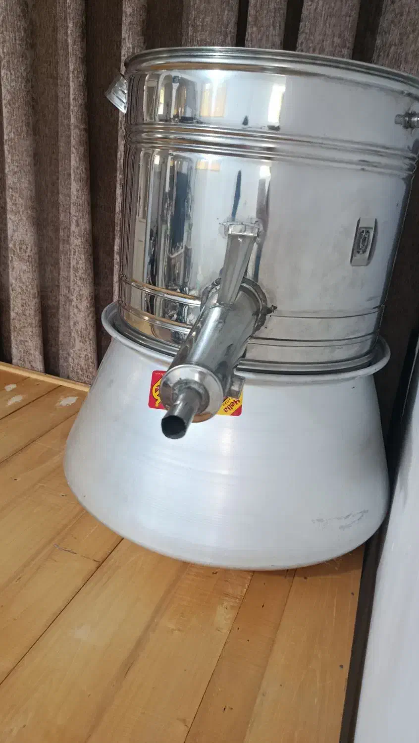 نی گازان نو|ظروف سرو و پذیرایی|سلماس, |دیوار