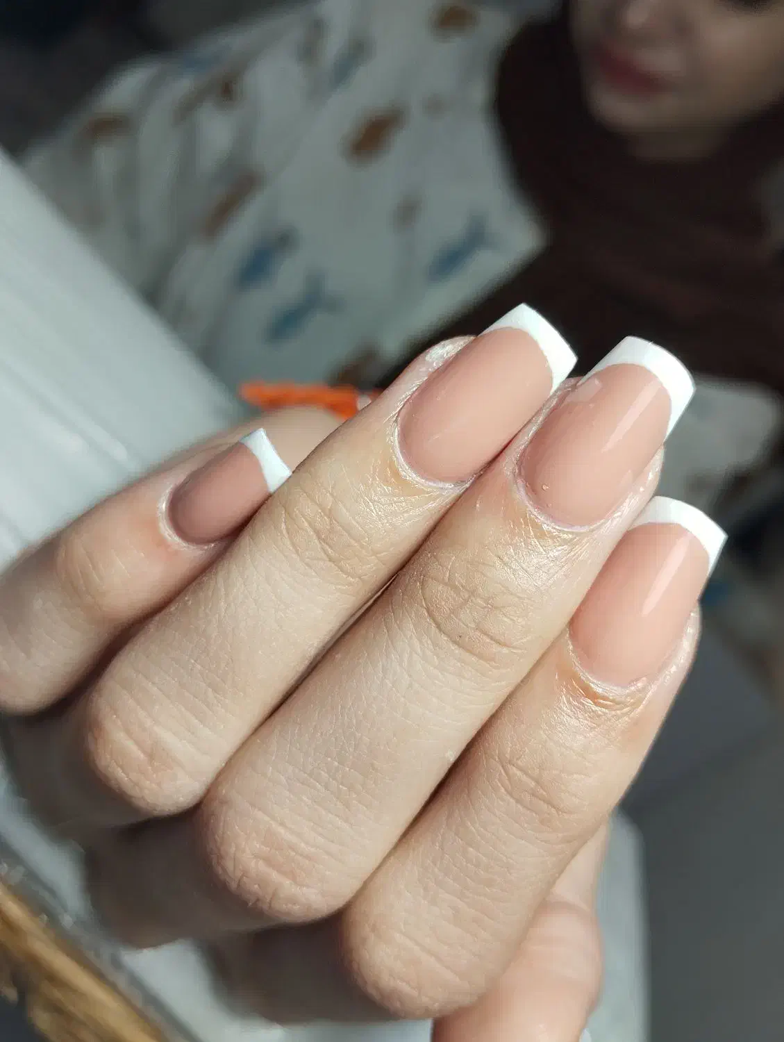 خدمات ناخن  ب صورت حرفه ای|خدمات آرایشگری و زیبایی|بم, |دیوار