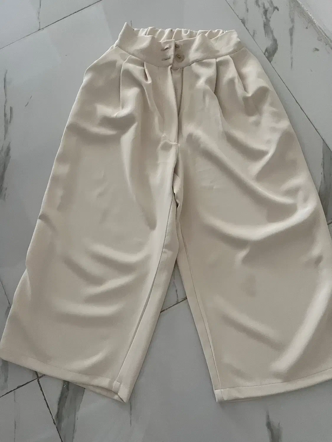 لباس نو|لباس|تبریز, |دیوار