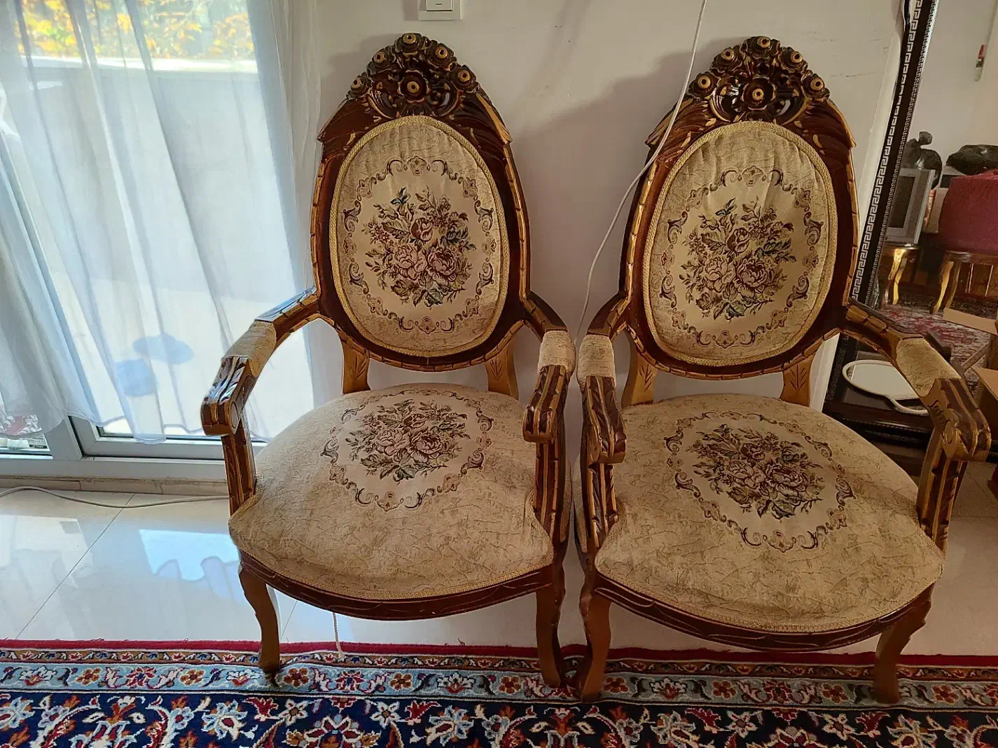 مبل سلطنتی|مبلمان خانگی و میز عسلی|گرگان, |دیوار