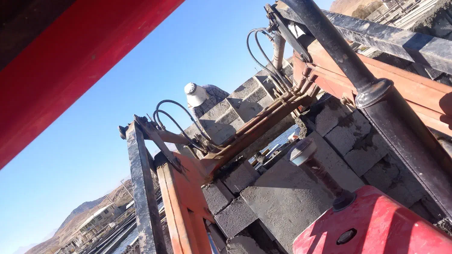 فروشی نیس برا کار گذاشتم با تشکر|خودرو سنگین|شاهینشهر, گزبرخوار|دیوار