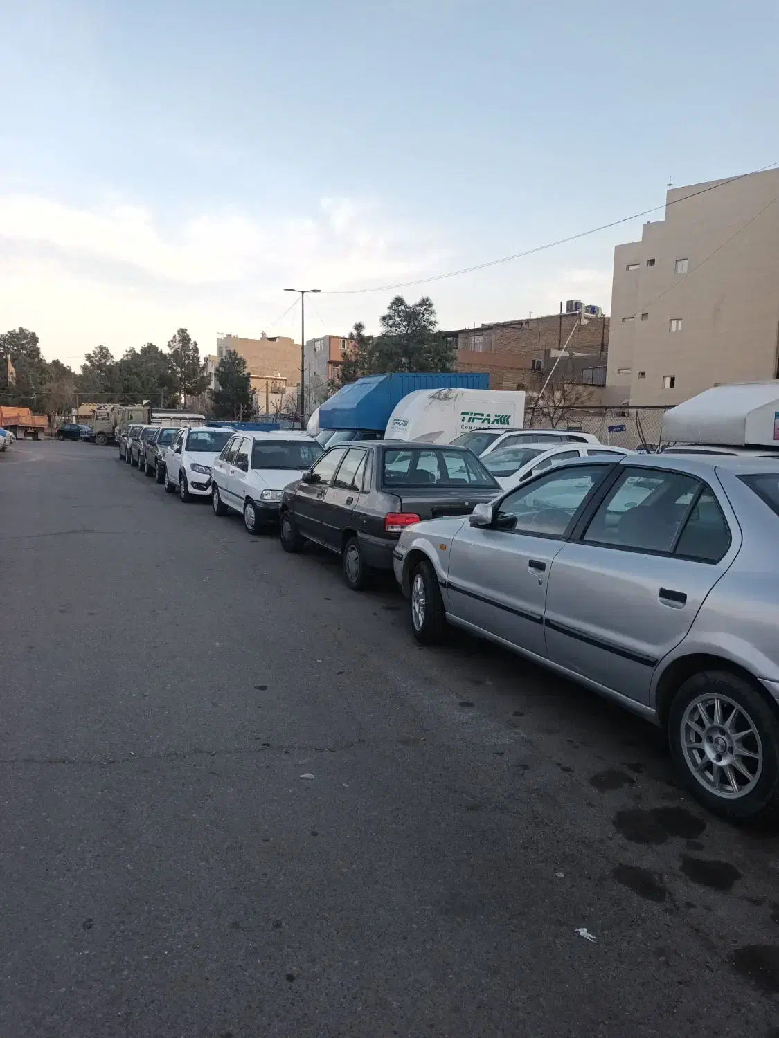 نگهبان پارکینگ عمومی غدیر کارگران باقرشهر|استخدام سرایداری و نظافت|باقرشهر, |دیوار
