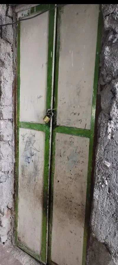 فروش در دسته دوم آهنی و چوبی در ایرانشهر|مصالح و تجهیزات ساختمان|ایرانشهر, |دیوار