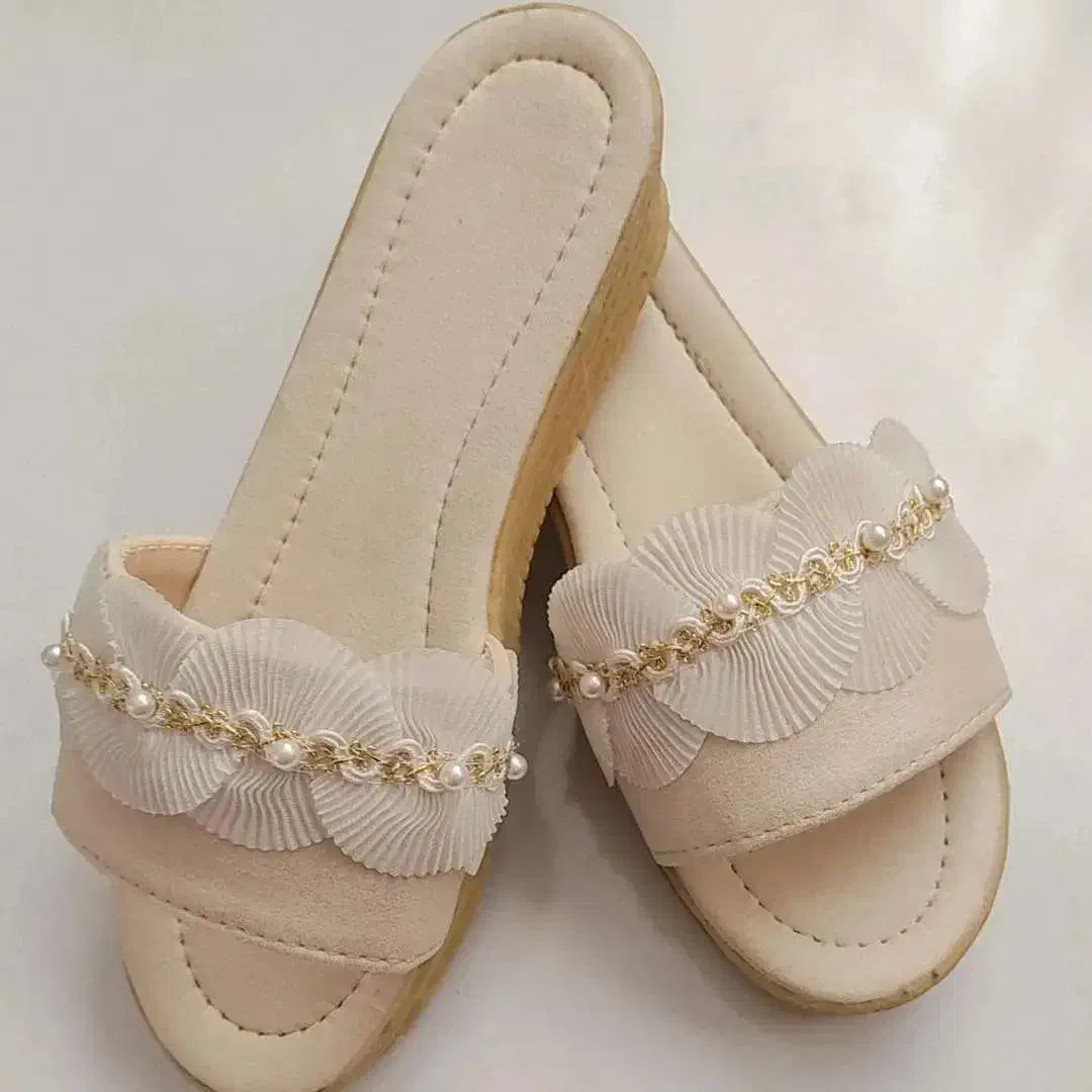 صندل|کیف، کفش، کمربند|بیرجند, |دیوار