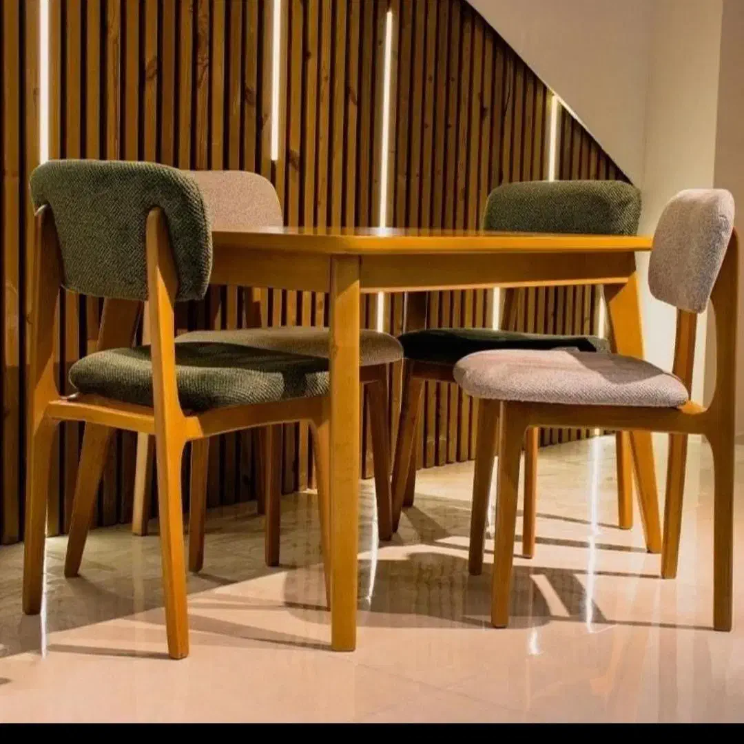 میز ناهار خوری کم جا ،/|میز و صندلی غذاخوری|ماهان, |دیوار