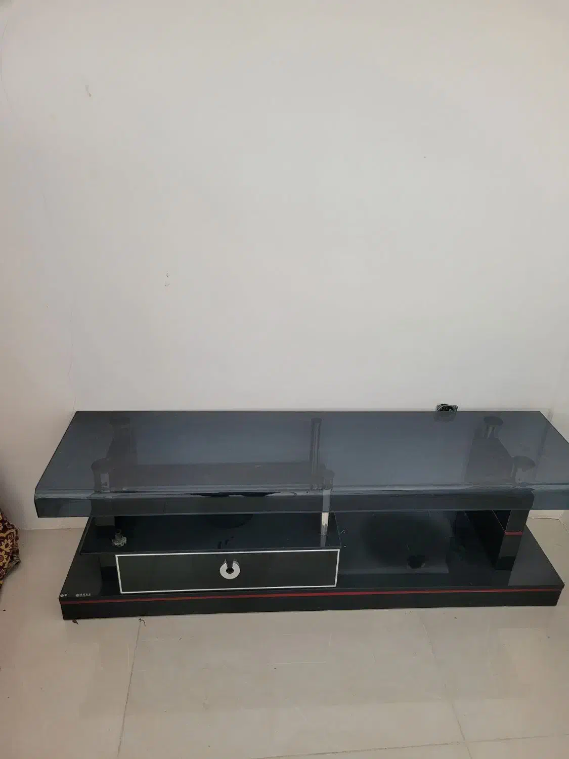 میز تلوزیون|میز تلویزیون|باسمنج, |دیوار