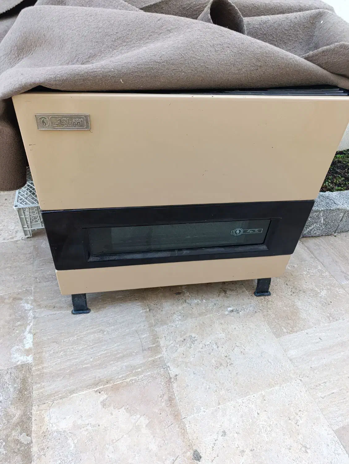 بخاری|بخاری، هیتر، شومینه|چمستان, |دیوار