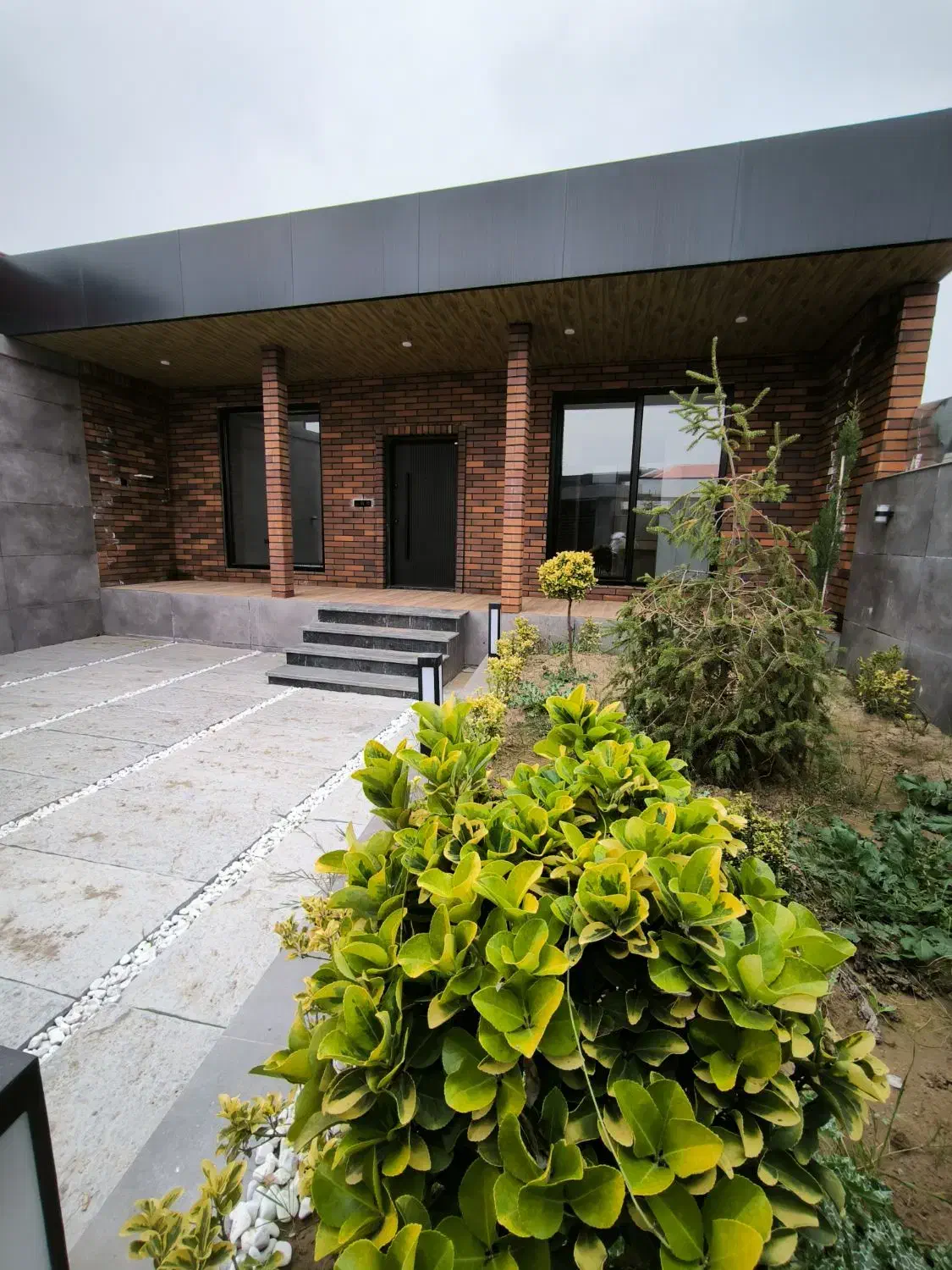 ویلا شهرکی 200متر بنا122متر خشکبیجار/آناملک/کد820|فروش خانه و ویلا|رشت, گلباغ نماز|دیوار