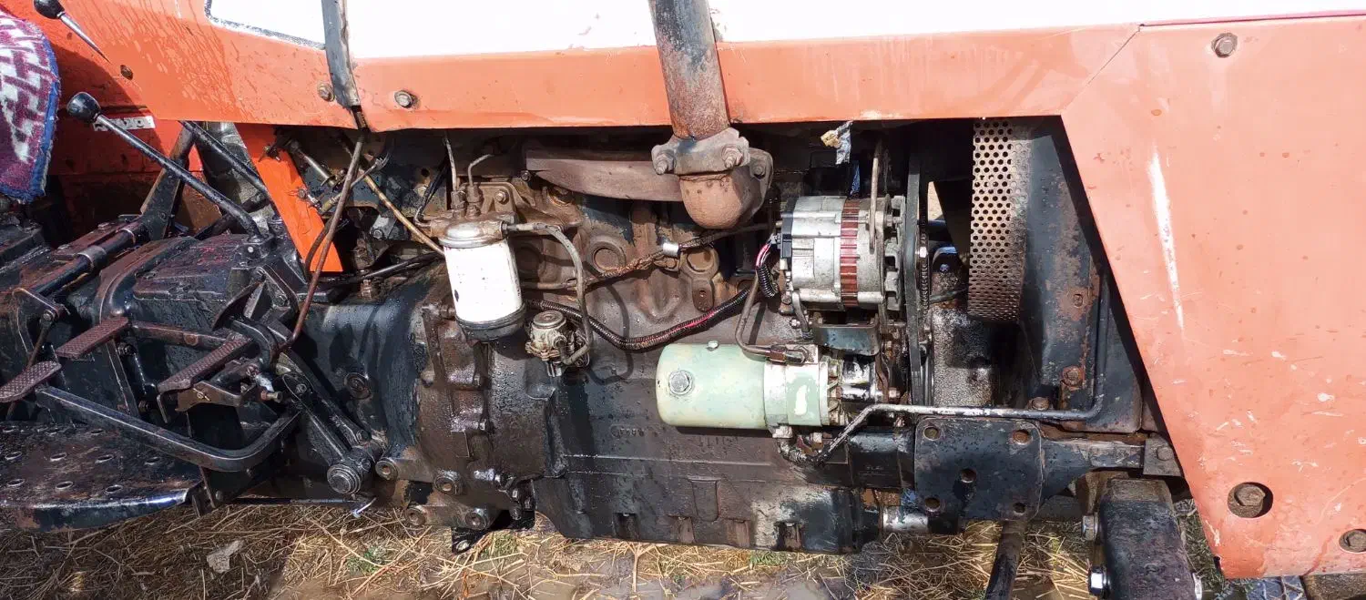 تراکتور 81|خودرو سنگین|گهواره, |دیوار