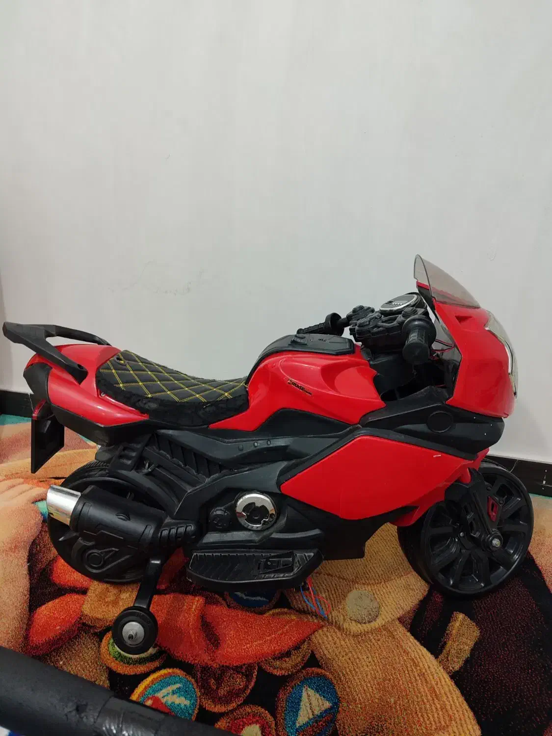 موتورشارژی|اسباببازی|رباطکریم, شترخوار|دیوار