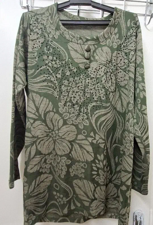 ۳ عدد بلوز زنانه|لباس|تهران, امام زاده حسن|دیوار