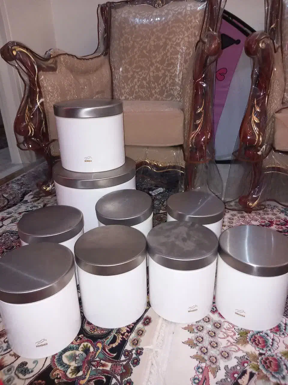 تعداد هشت عدد جا حبوباتی به همراه جاقندی|ظروف نگهدارنده، پلاستیکی، یکبارمصرف|تهران, صد دستگاه|دیوار